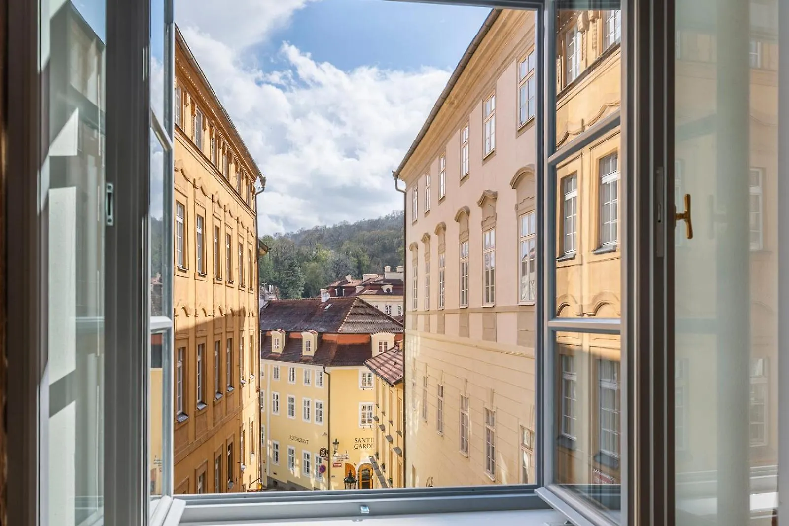 Primavera - Castle View Apartments Prague Appart hôtel